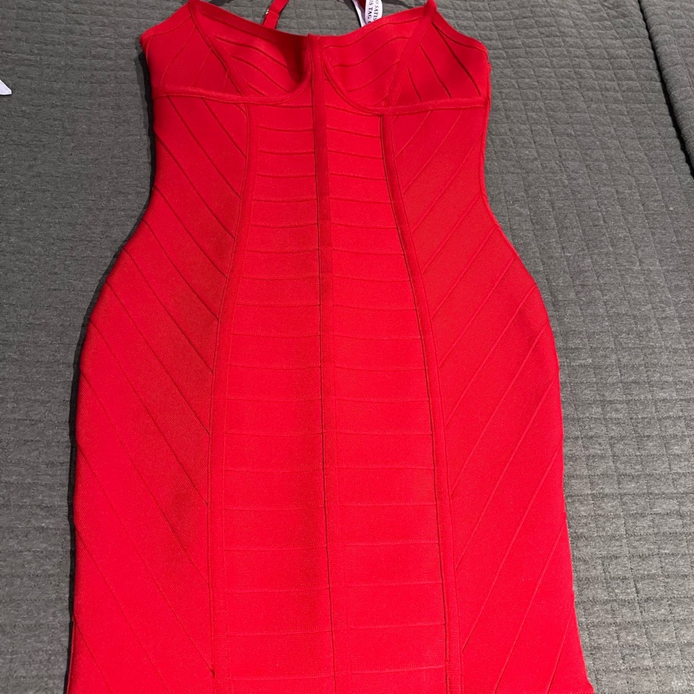 Elegant Strapless Red Dress